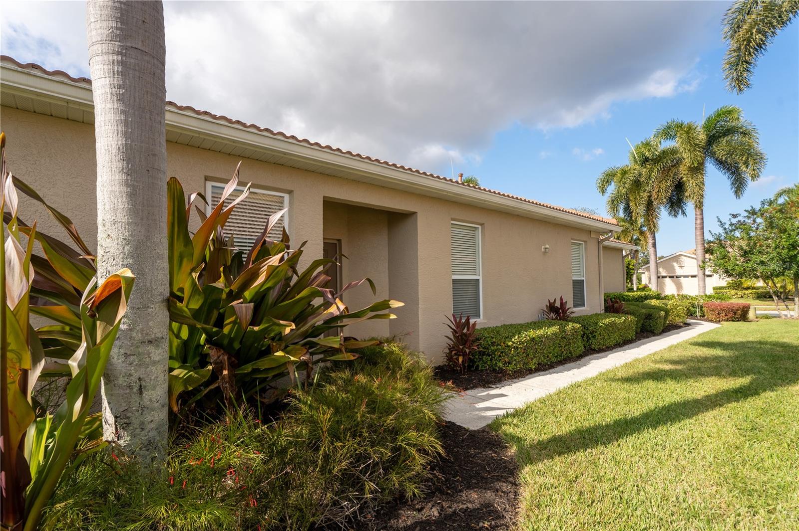 LAKERIDGE FALLS PH 1B - Residential