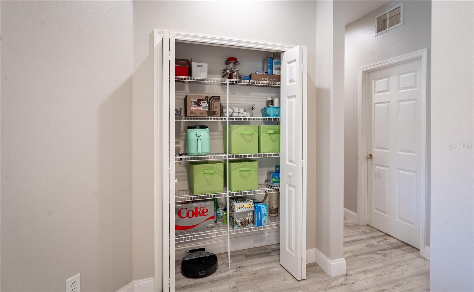 LAKERIDGE FALLS PH 1B - Residential