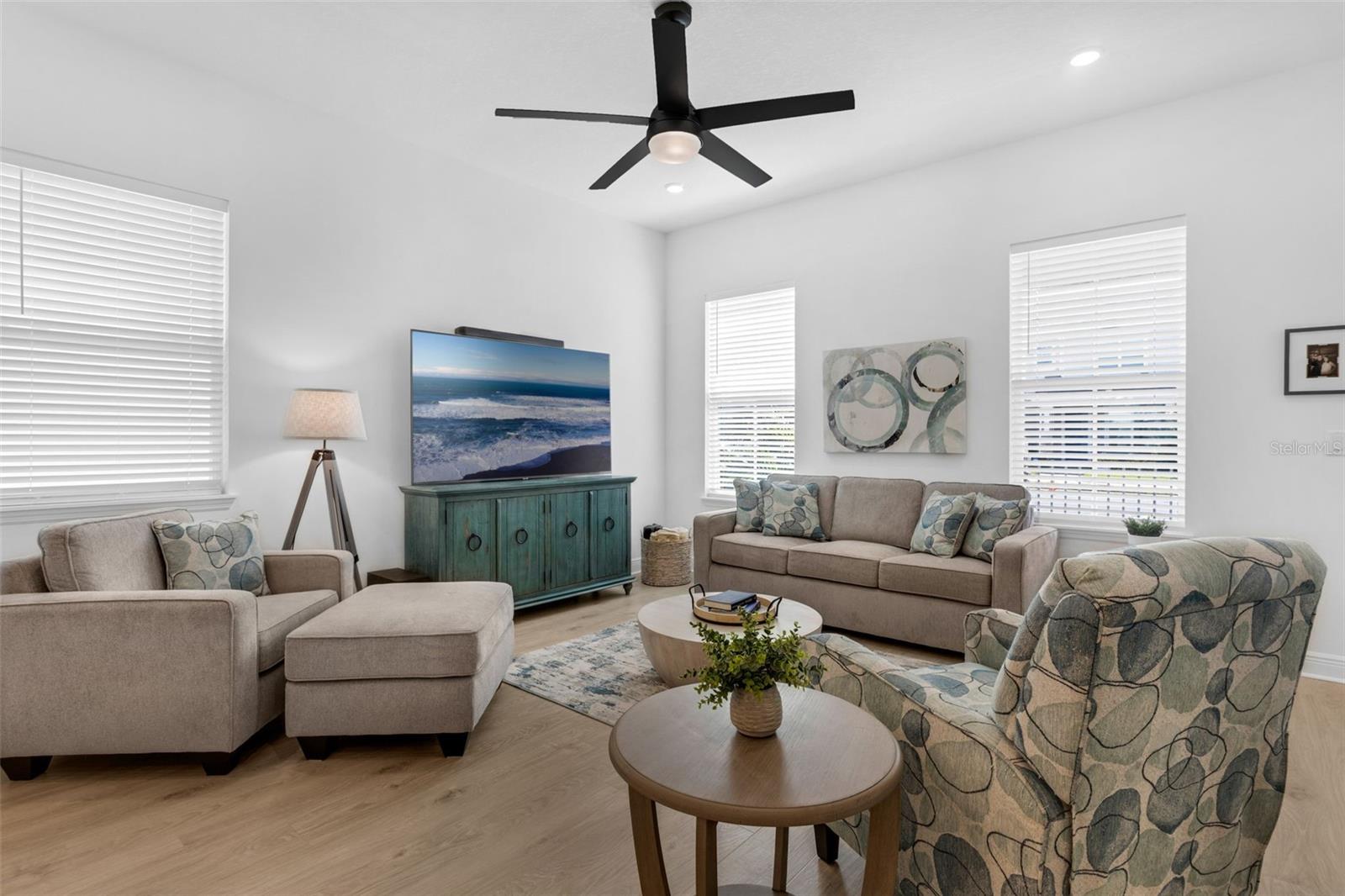 SERENADE/OVATION PH 1 - Residential