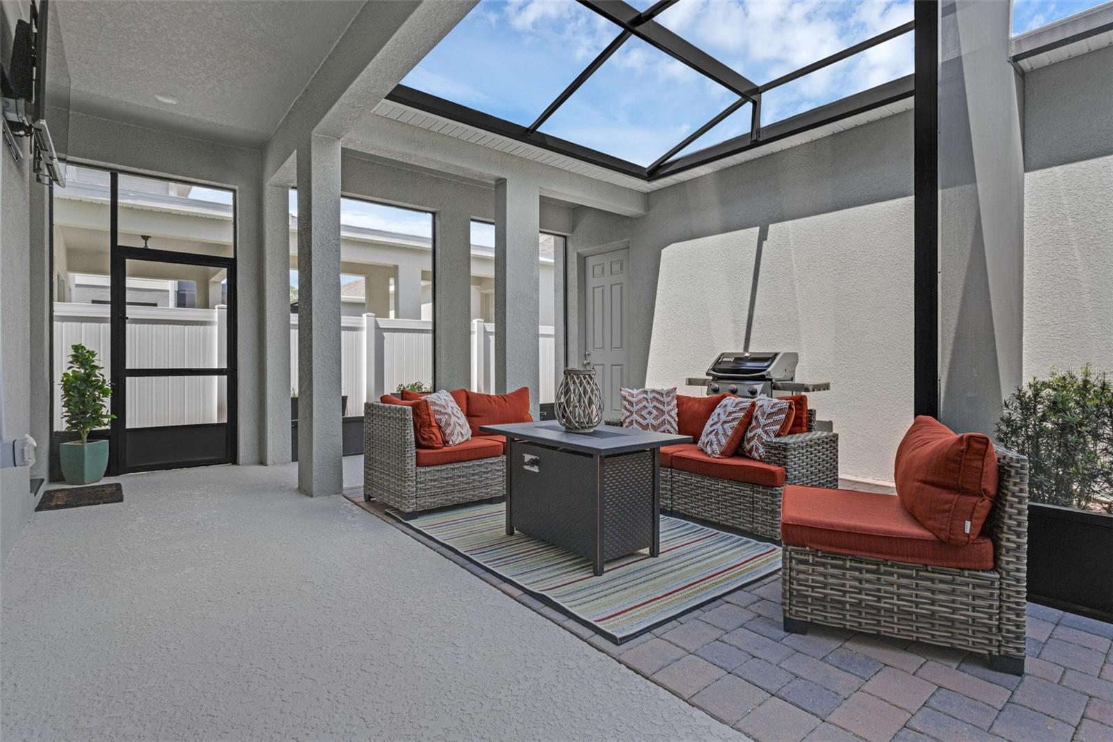 SERENADE/OVATION PH 1 - Residential