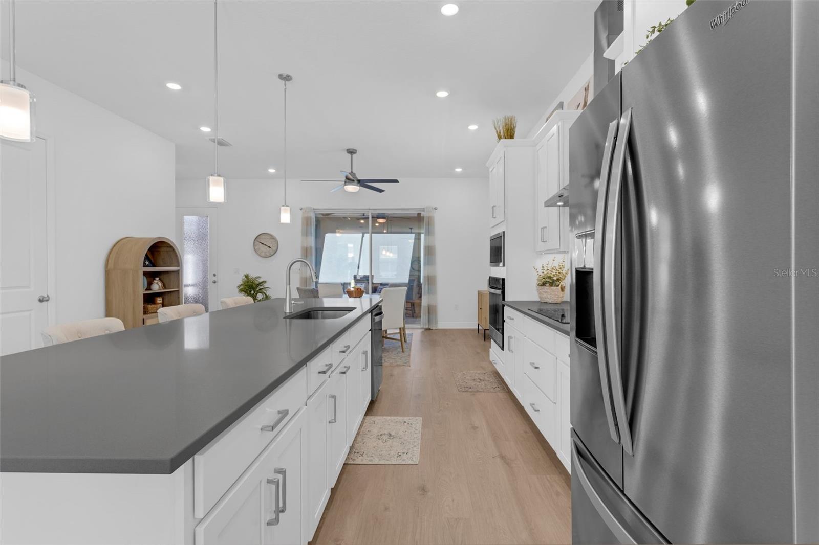 SERENADE/OVATION PH 1 - Residential