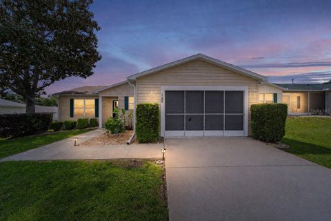 Photo of 17040 SE 96th Chapelwood Circle, The Villages, FL 32162 (MLS # G5110423)