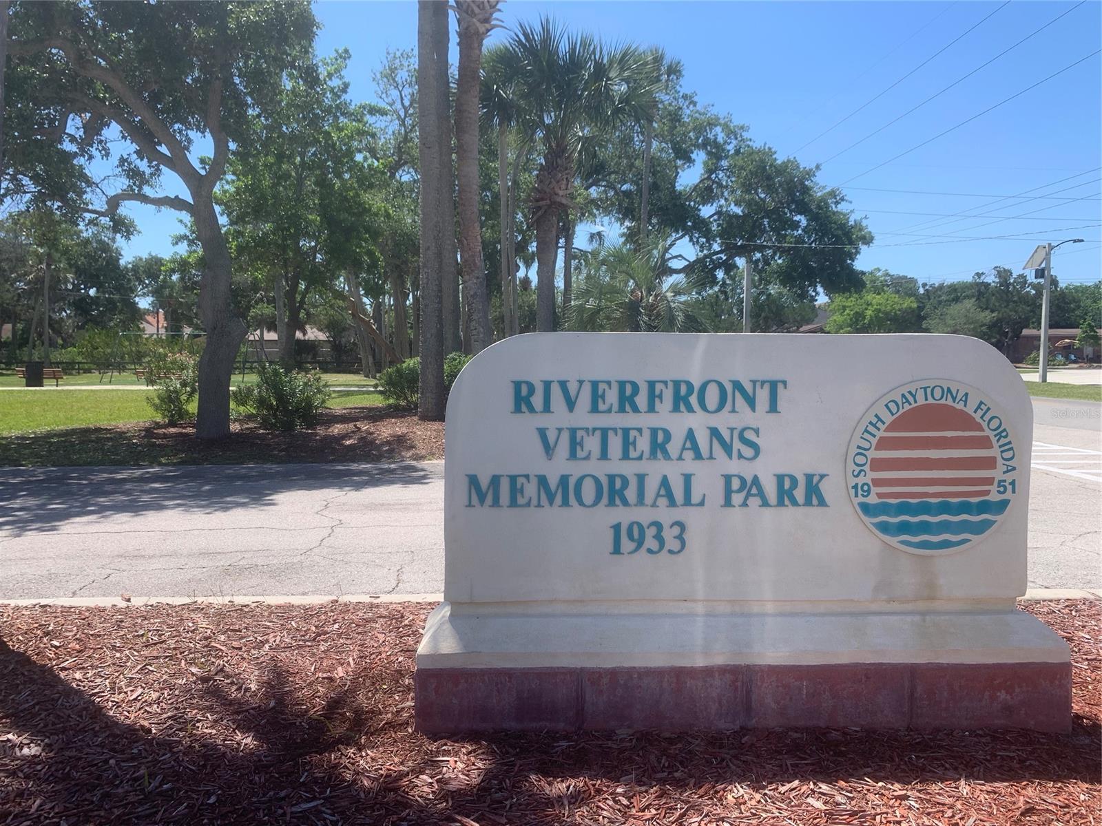 Colonial Twnhs Condo Apt Ph 01 - Residential