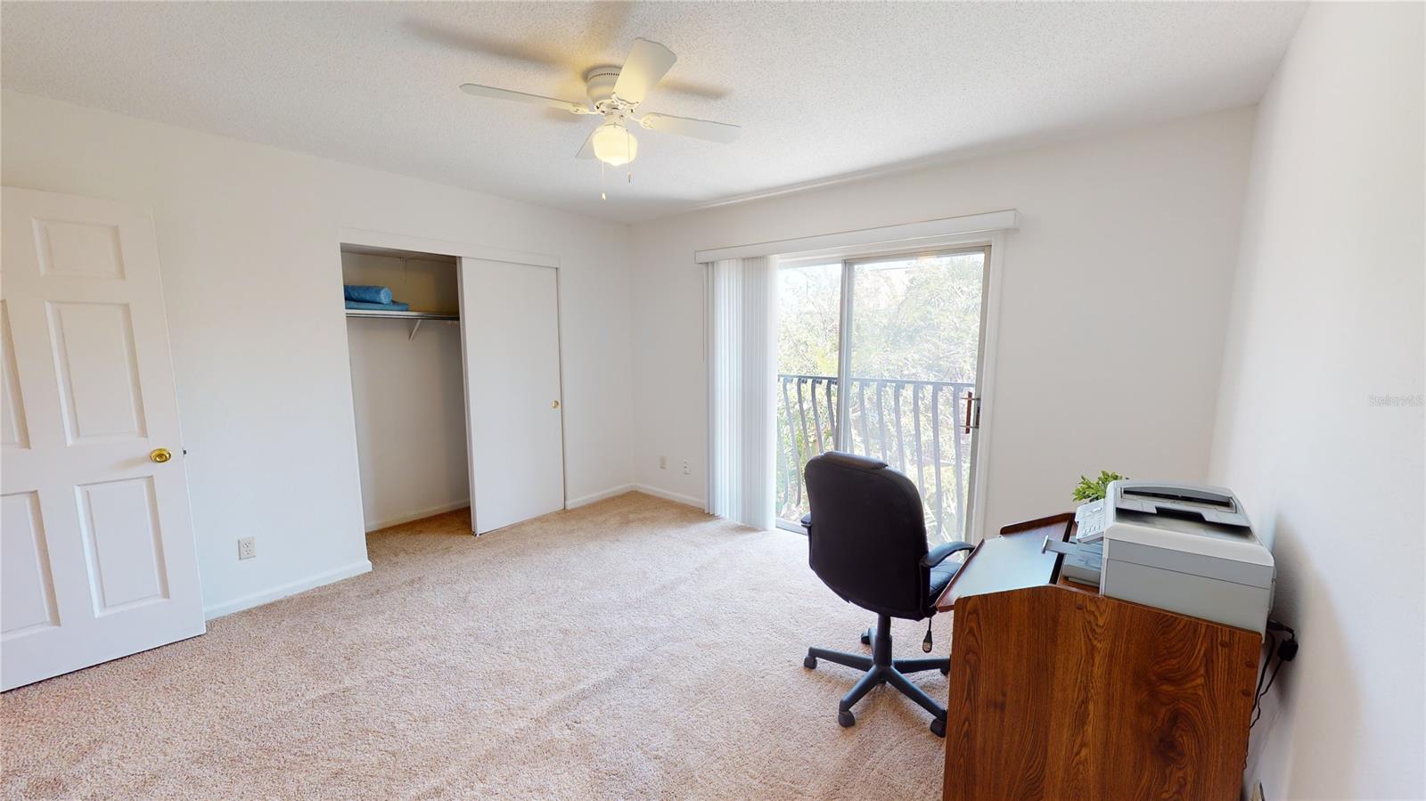 Colonial Twnhs Condo Apt Ph 01 - Residential