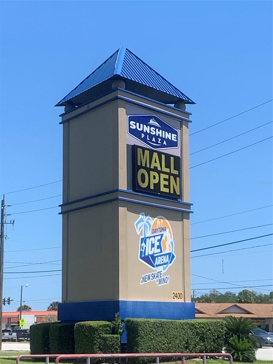 Colonial Twnhs Condo Apt Ph 01 - Residential