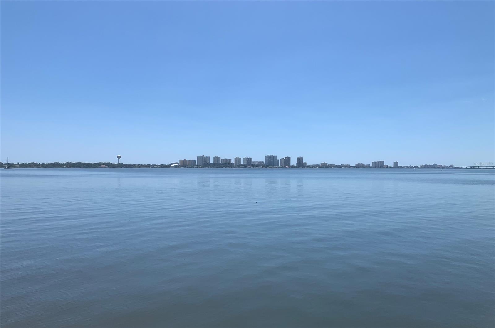 Colonial Twnhs Condo Apt Ph 01 - Residential