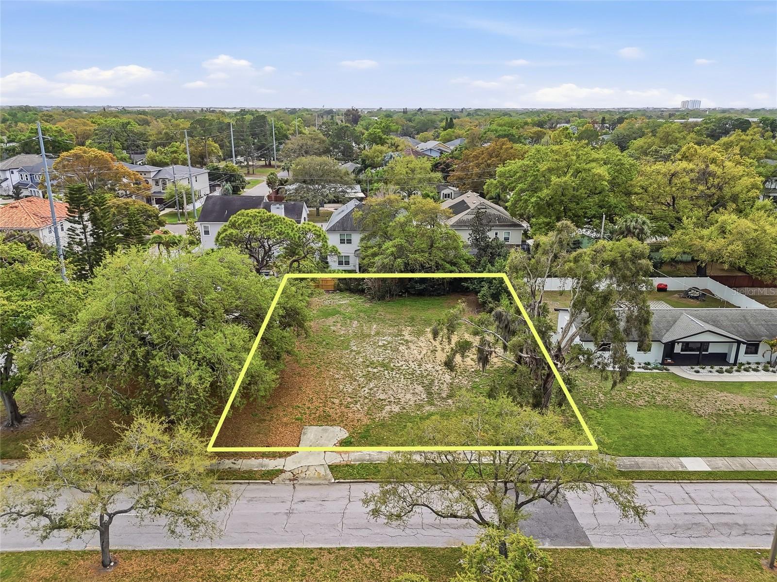 BEL MAR REV UNIT 5 - Land