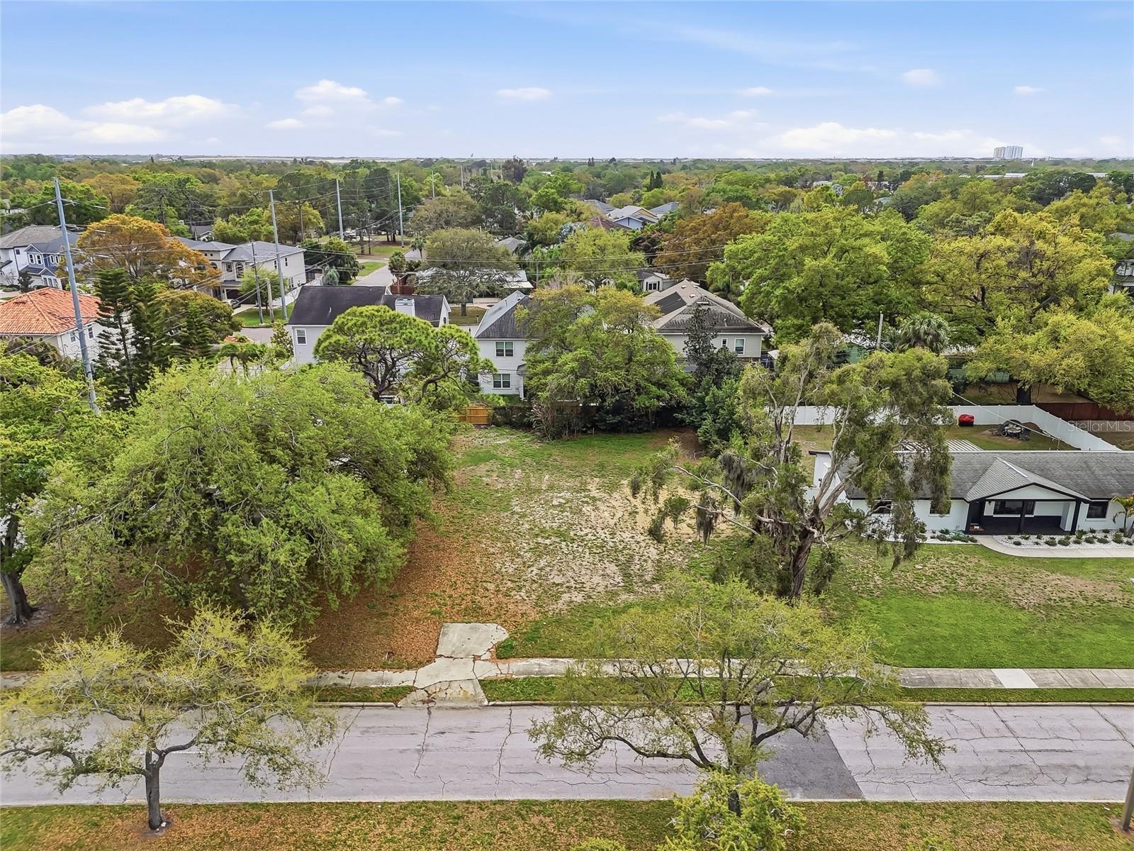 BEL MAR REV UNIT 5 - Land