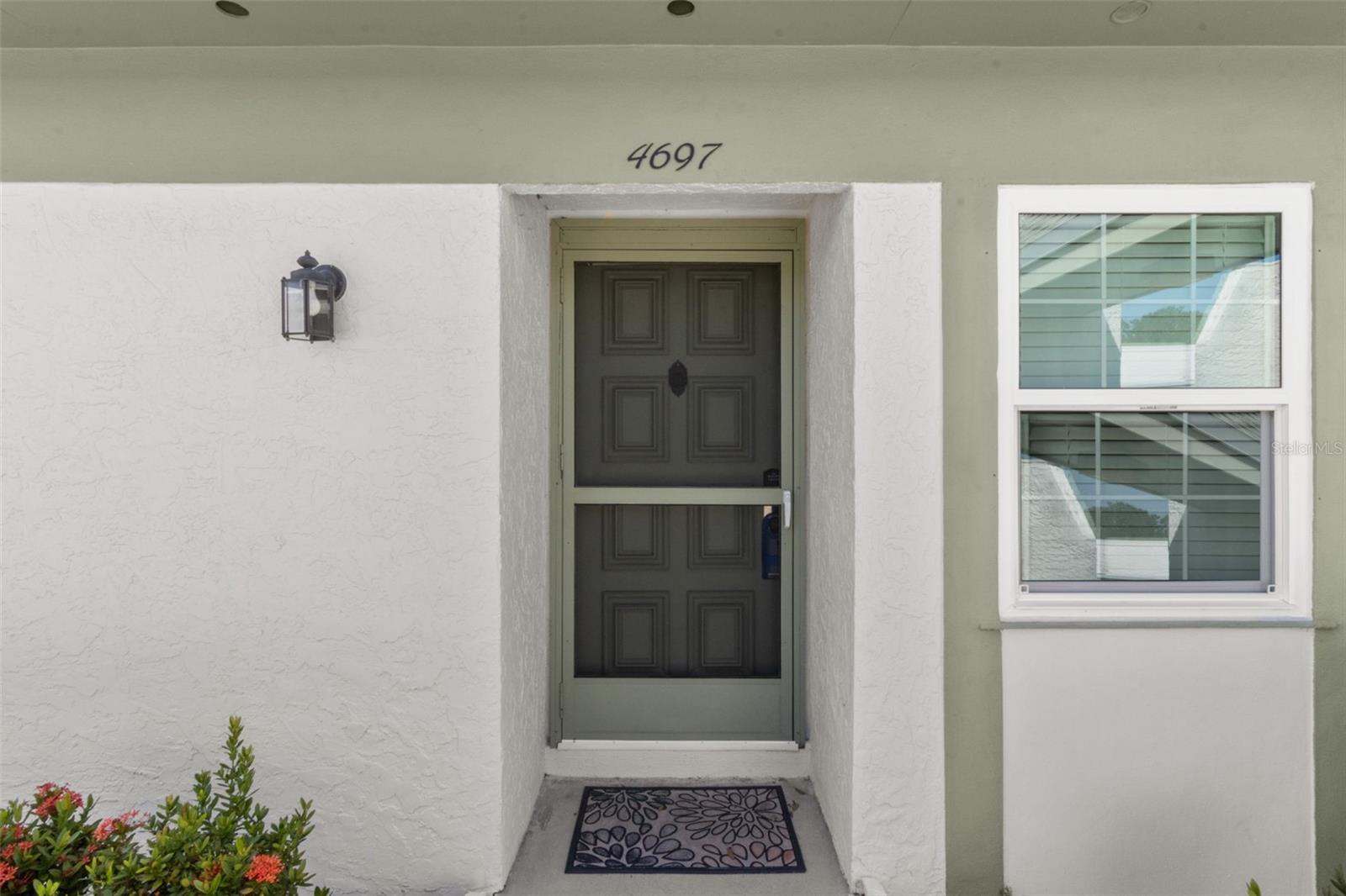 LAKES VILLAS CONDO I - Residential