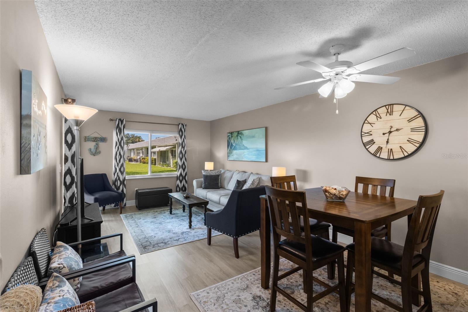 LAKES VILLAS CONDO I - Residential