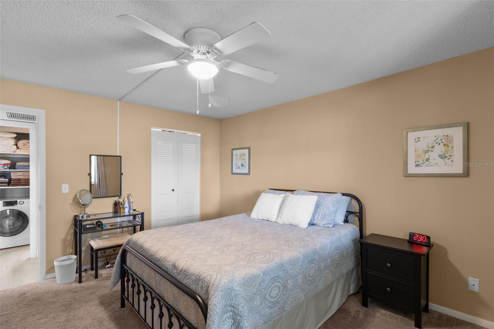 LAKES VILLAS CONDO I - Residential