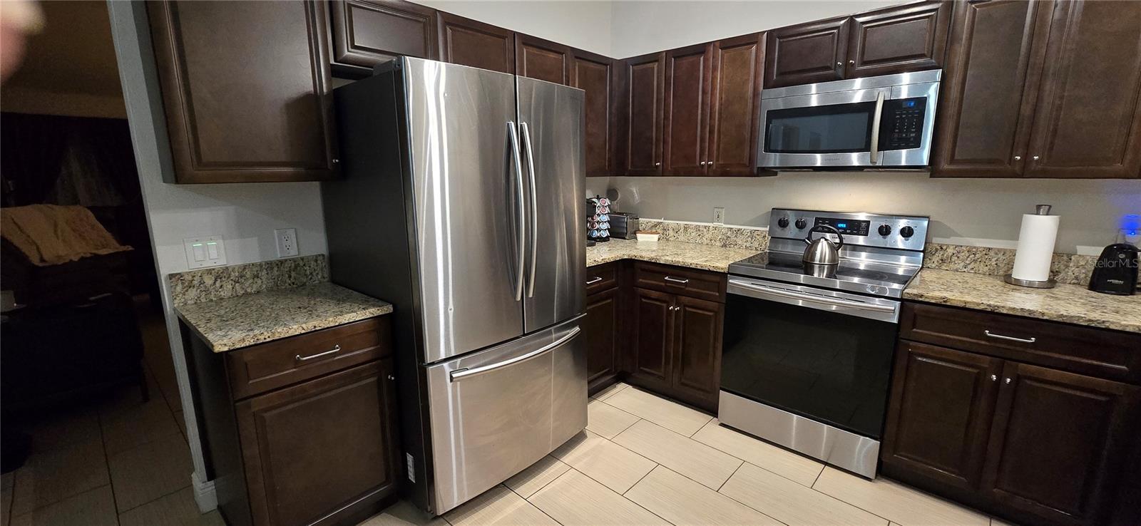 SUTTON RIDGE PH 03 - Residential