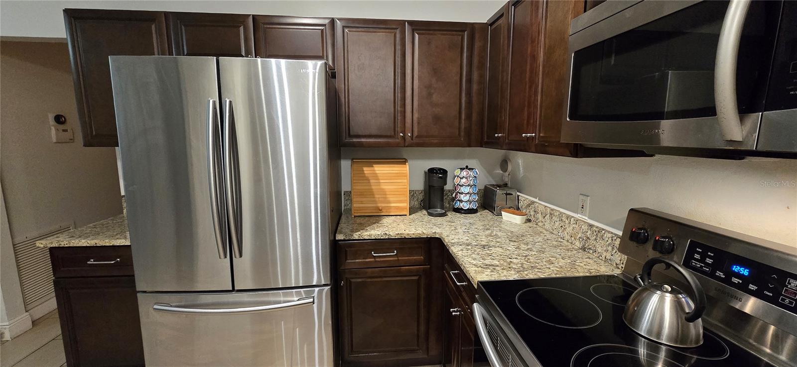 SUTTON RIDGE PH 03 - Residential