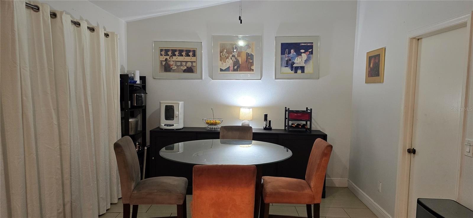 SUTTON RIDGE PH 03 - Residential