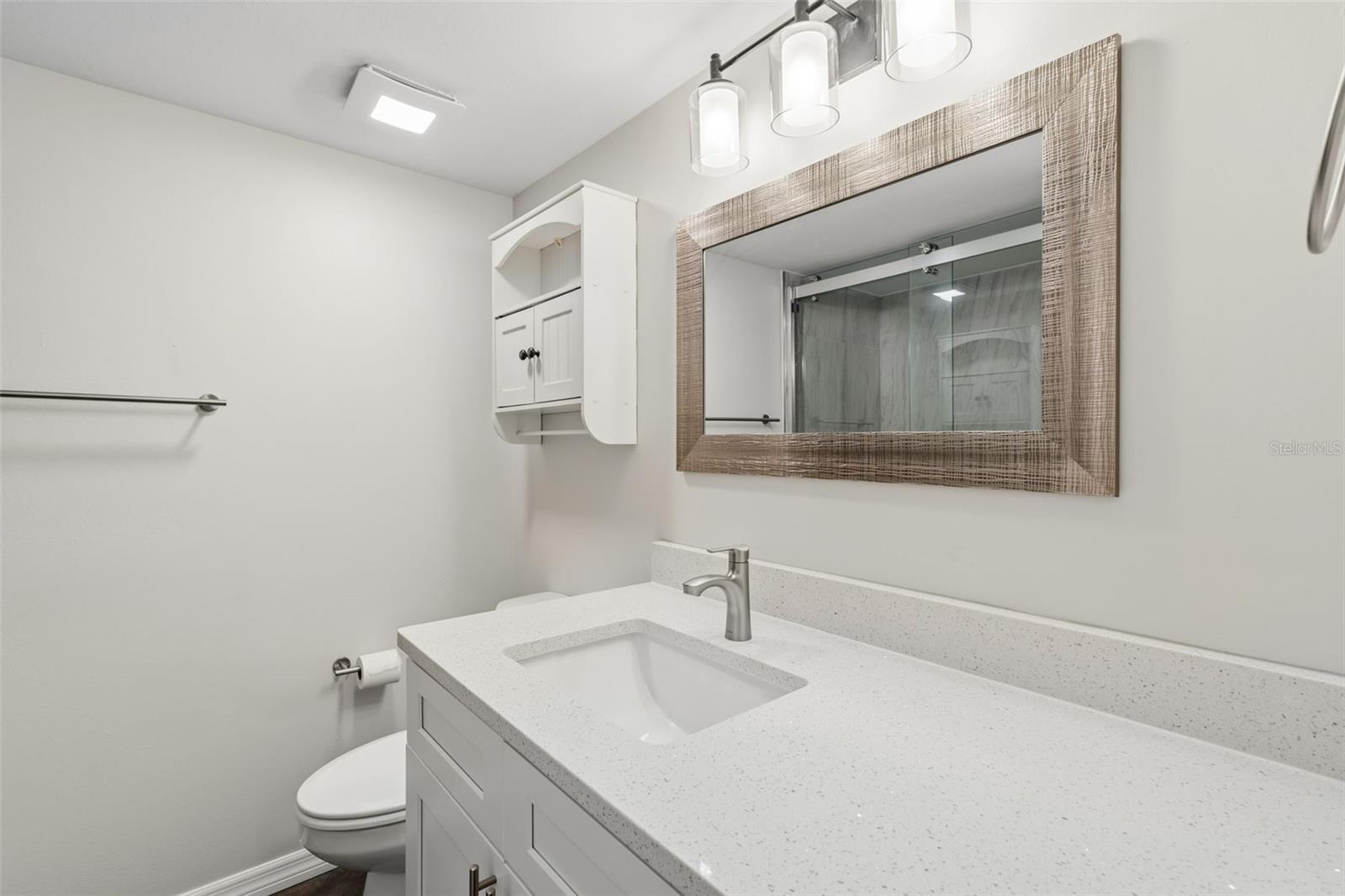 LAKES EDGE PH 05 - Residential