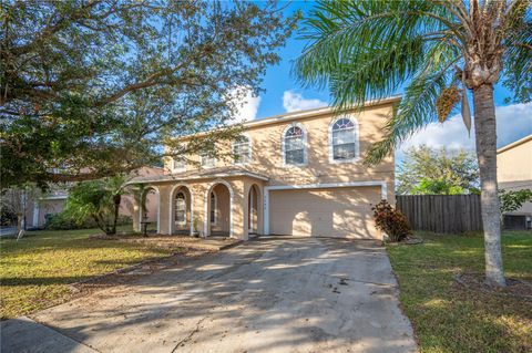 A home in WINTER HAVEN