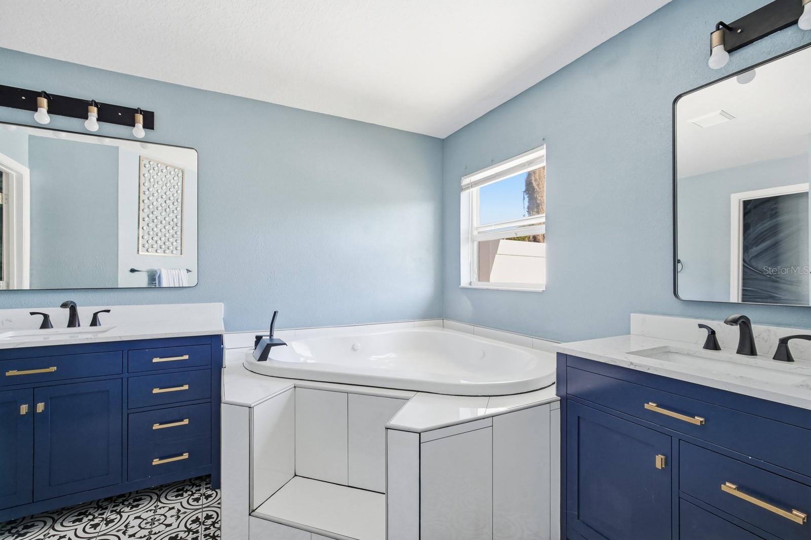 DELTONA LAKES UNIT 36 - Residential