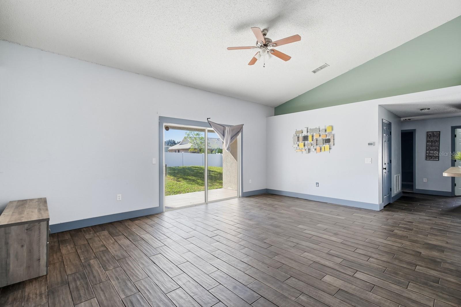 DELTONA LAKES UNIT 36 - Residential