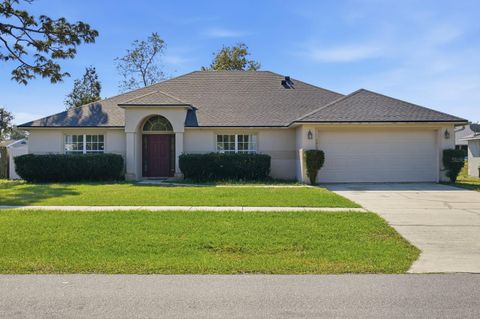 Photo of 1913 Bayport Drive, Deltona, FL 32738 (MLS # V4945971)