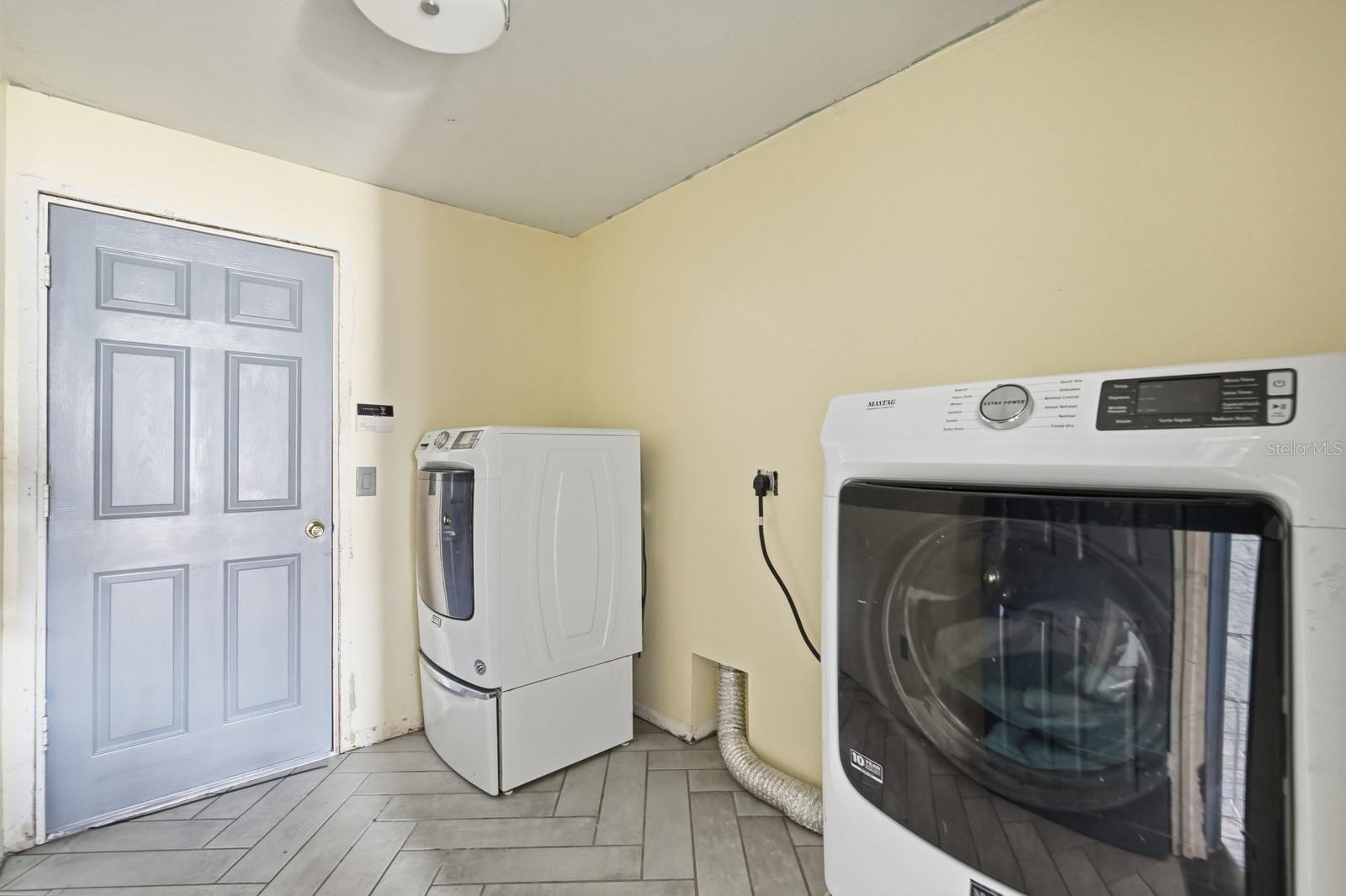 DELTONA LAKES UNIT 36 - Residential