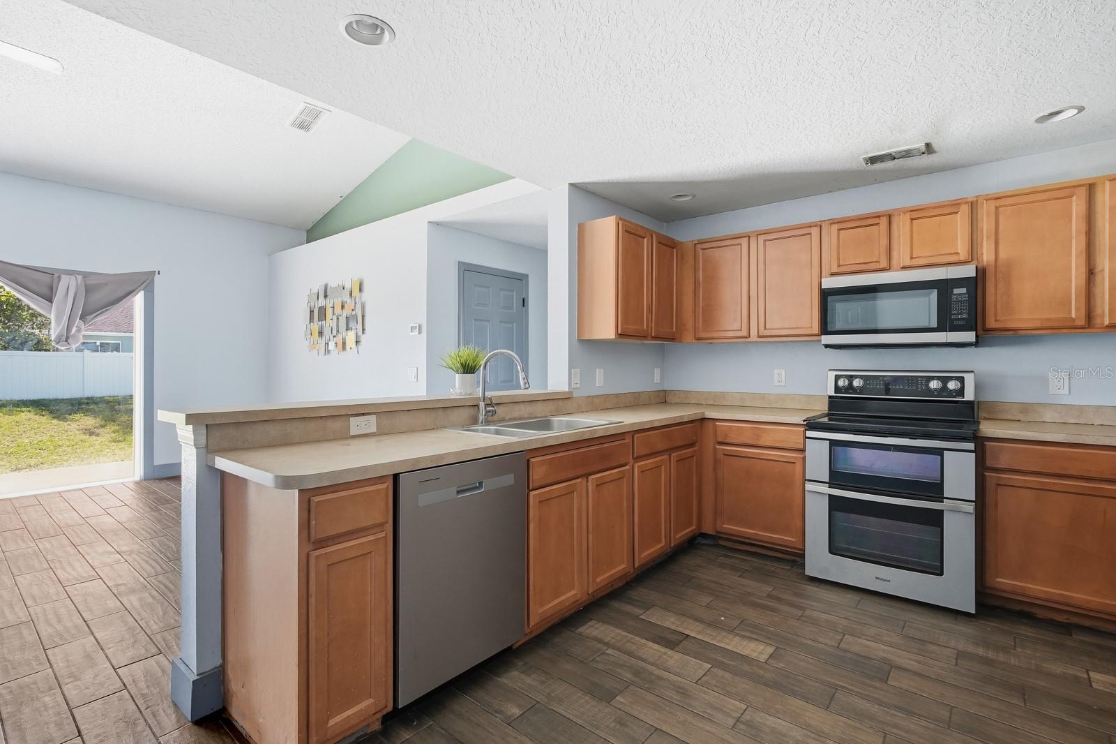 DELTONA LAKES UNIT 36 - Residential