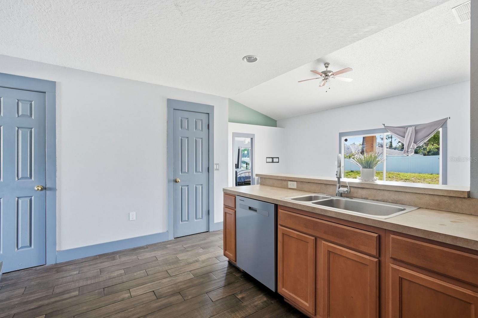 DELTONA LAKES UNIT 36 - Residential