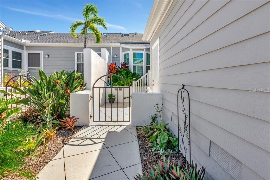 Photo of 1235 Spoonbill Landings Circle, Bradenton, FL 34209 (MLS # A4670797)