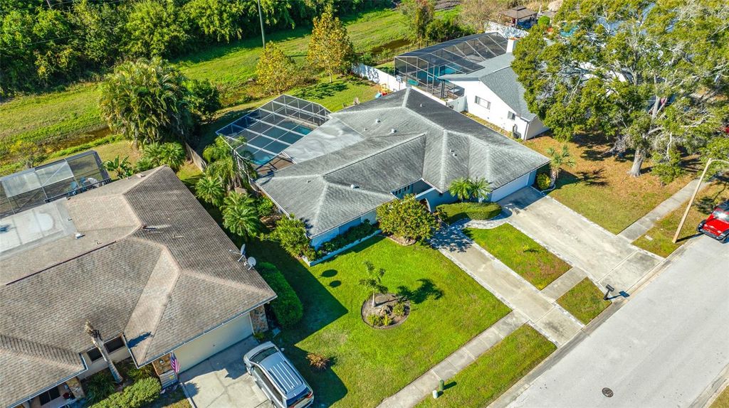 Photo of 1862 Del Robles Drive, Clearwater, FL 33764 (MLS # A4676675)