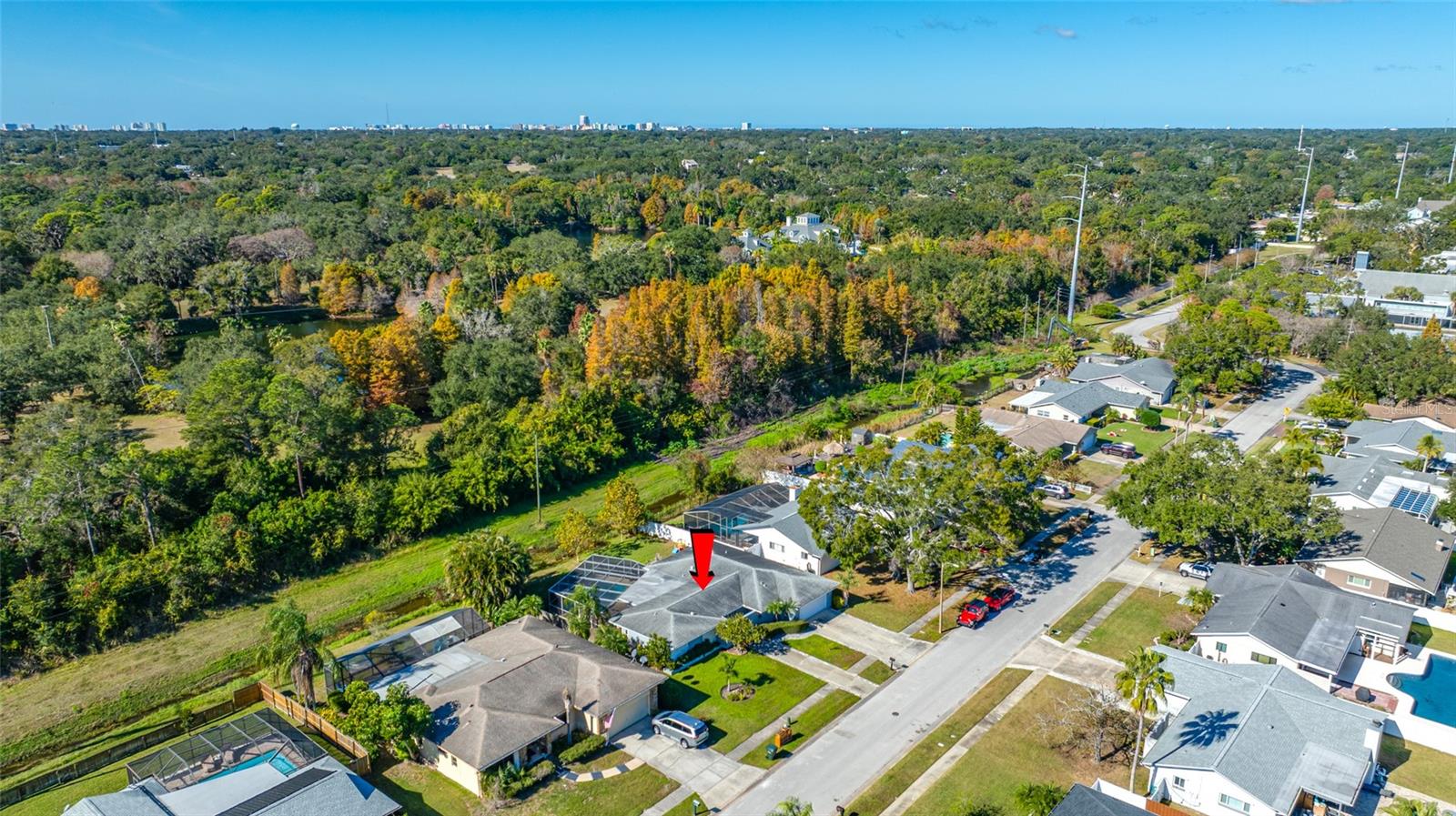 DEL ROBLES - Residential