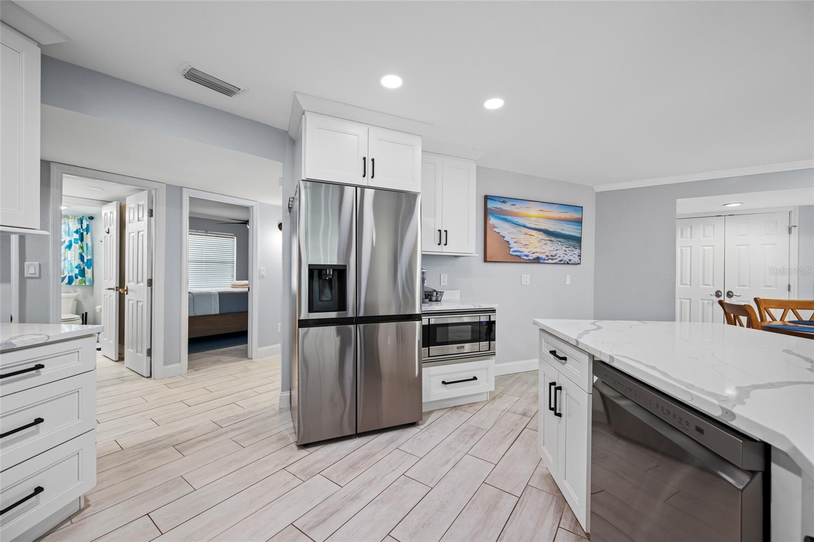 DEL ROBLES - Residential