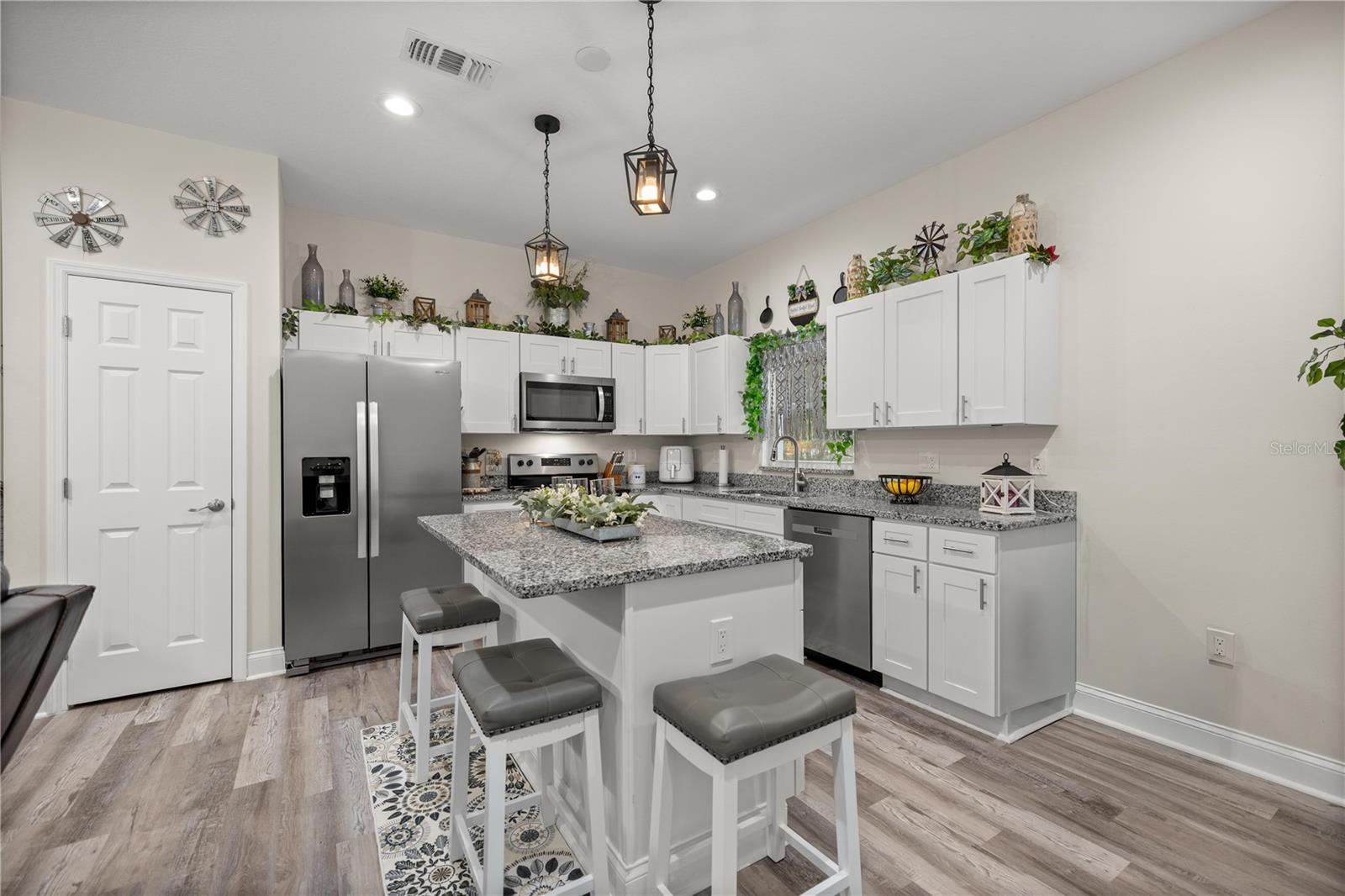 SILVER SPGS SHORES UN #42 - Residential