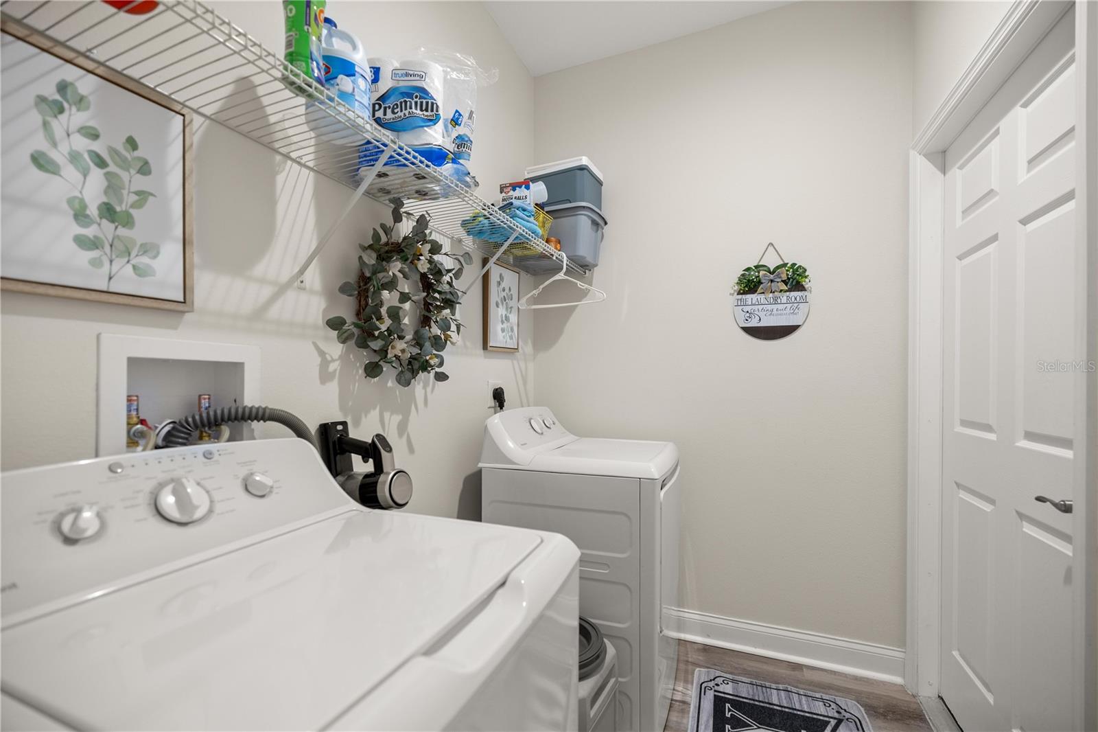 SILVER SPGS SHORES UN #42 - Residential