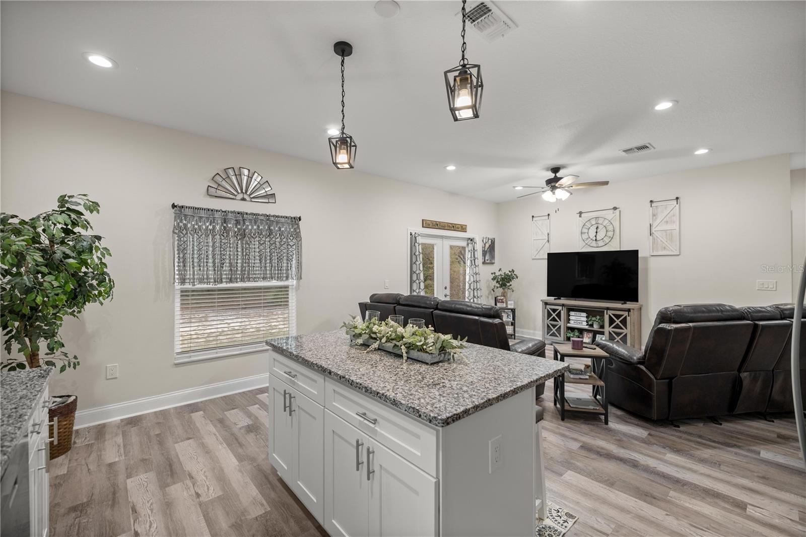 2 MAGNOLIA PASS TRACE