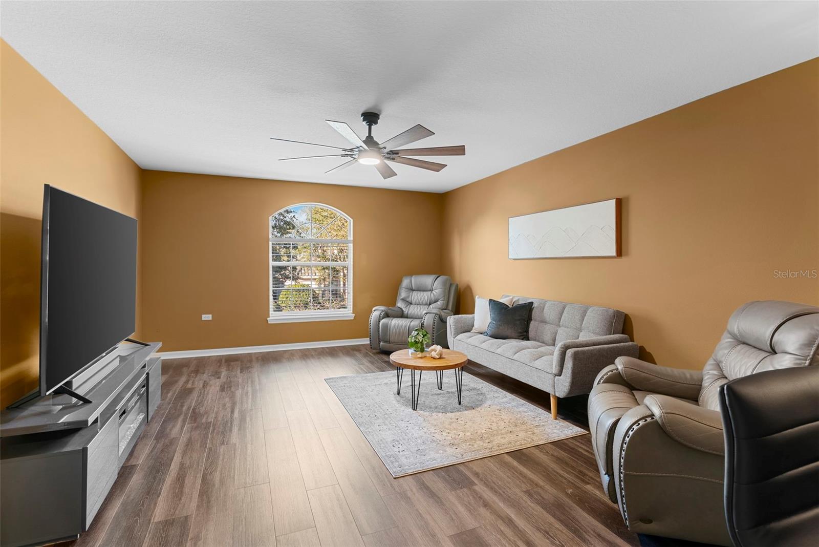 STONEYBROOK - Residential