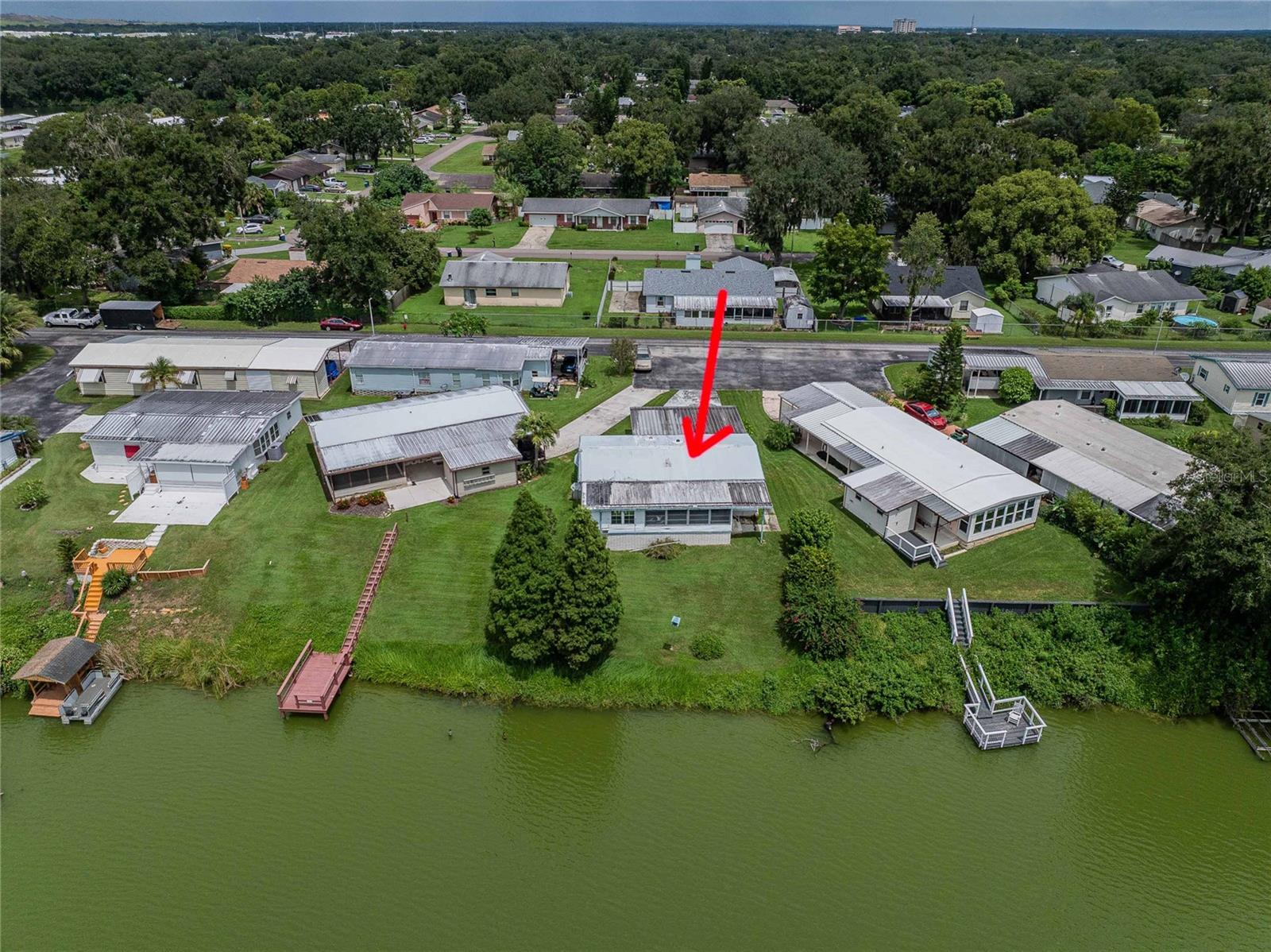 FLORAL LAKES - Residential