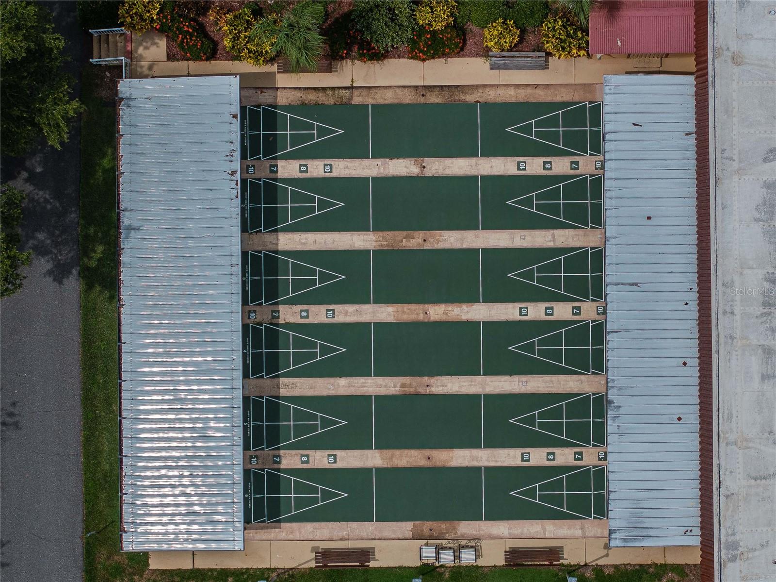 FLORAL LAKES - Residential