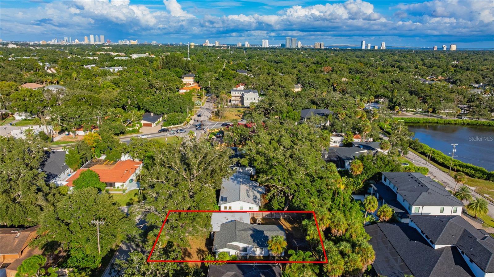 SUNSET PARK - Residential