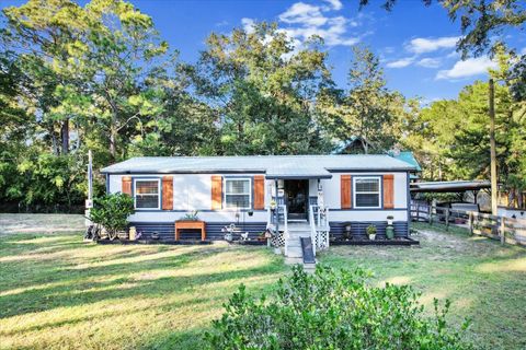 A home in HOMOSASSA