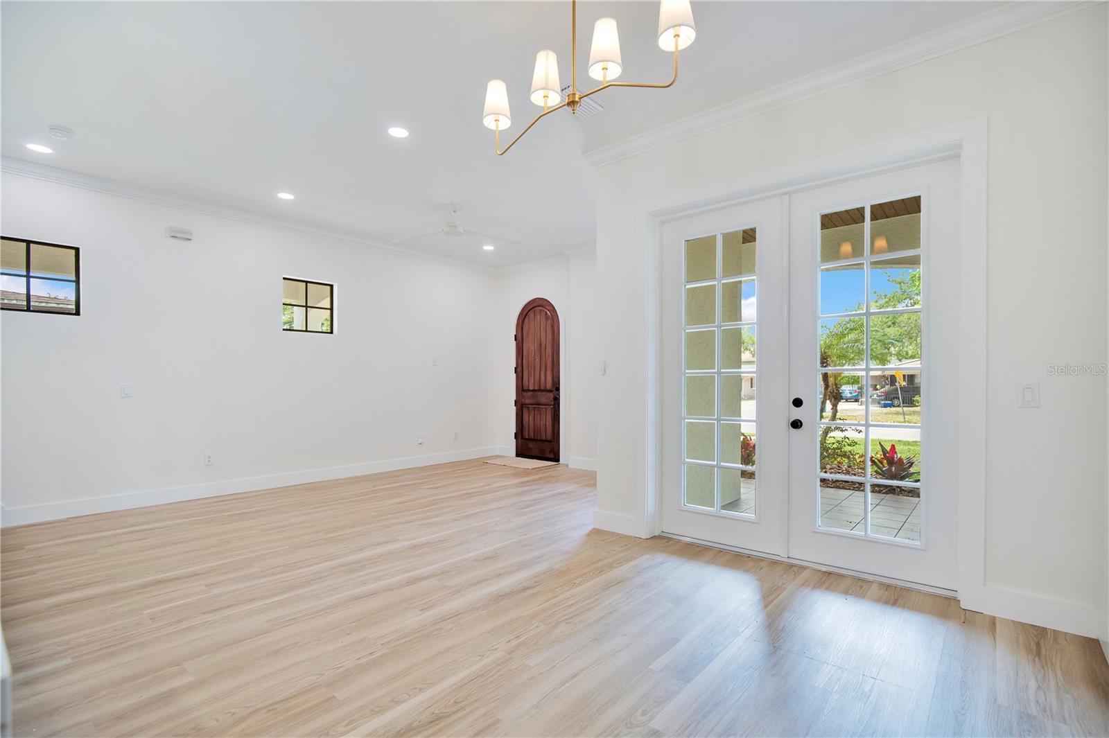 ESTHER STREET VILLAS CONDO - Residential
