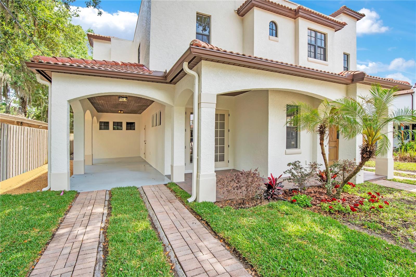 ESTHER STREET VILLAS CONDO - Residential