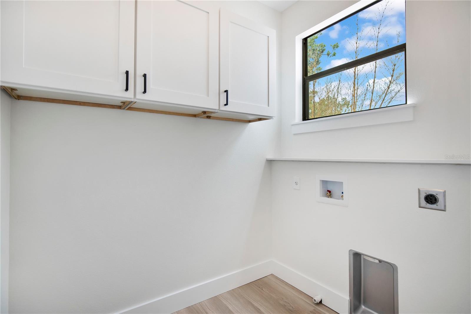 ESTHER STREET VILLAS CONDO - Residential