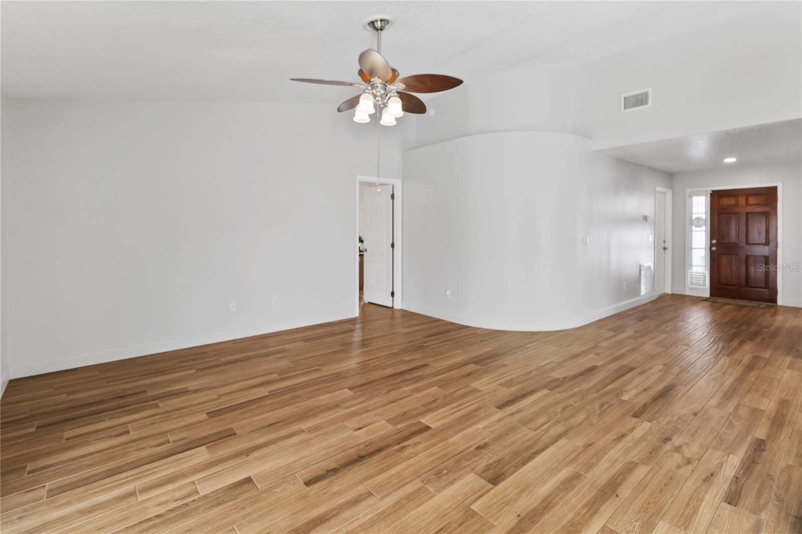 2706 AUTUMN GREEN DRIVE