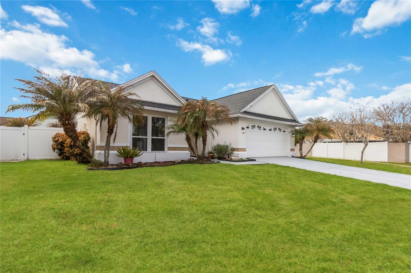 2706 AUTUMN GREEN DRIVE