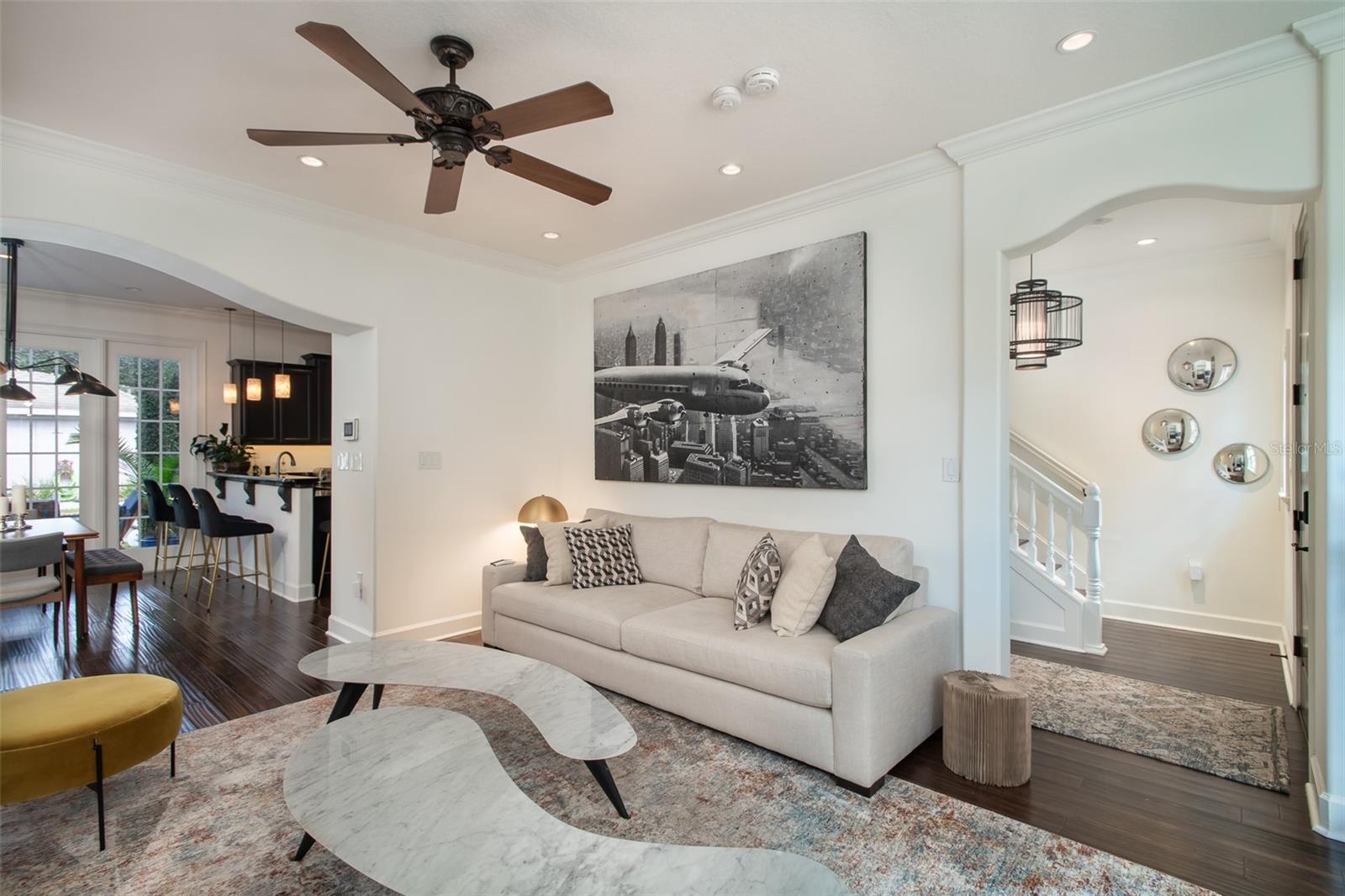 ALTALOMA HEIGHTS - Residential Lease