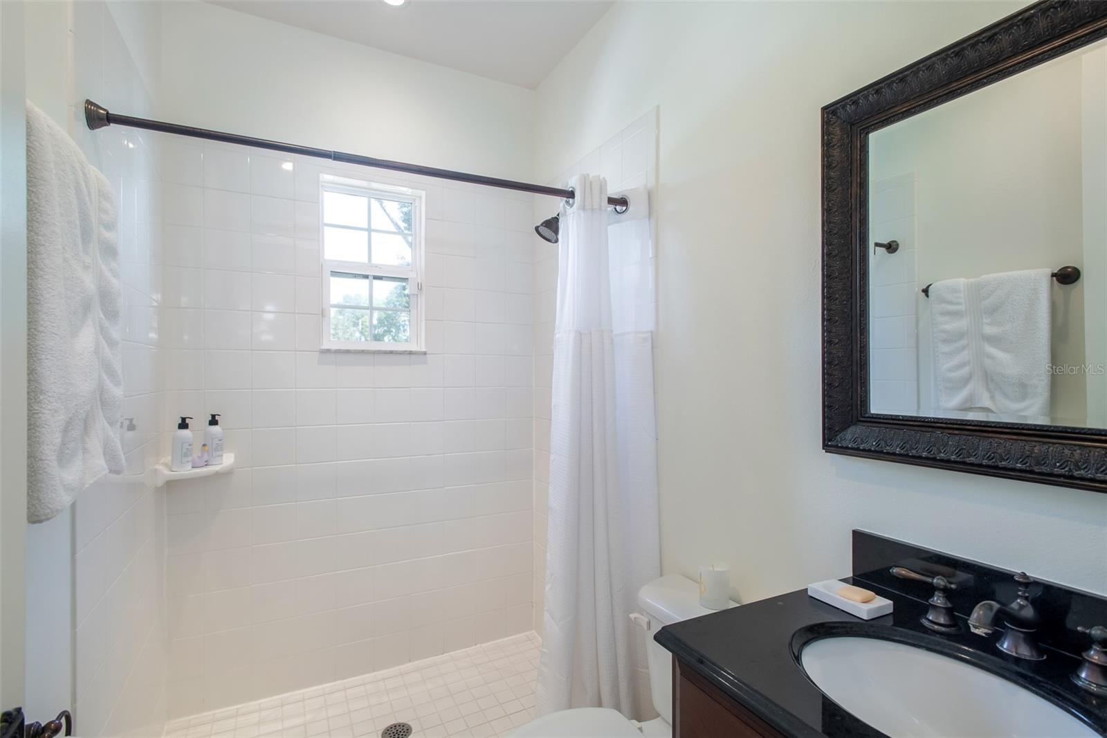 ALTALOMA HEIGHTS - Residential Lease