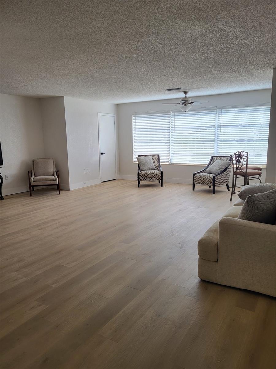 FIVE TOWNS OF ST PETE - Residential Lease