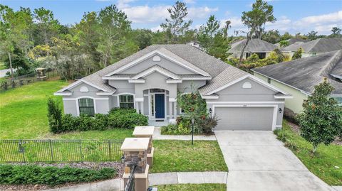 A home in LAKELAND