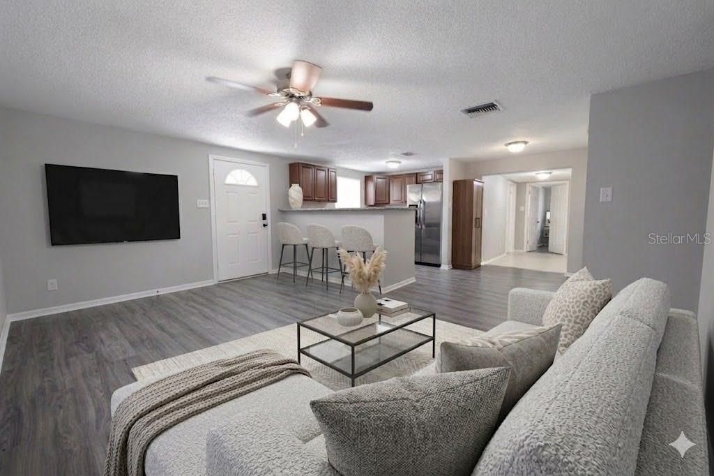 Photo of 307 W Woodlawn Avenue, Tampa, FL 33603 (MLS # TB8498869)