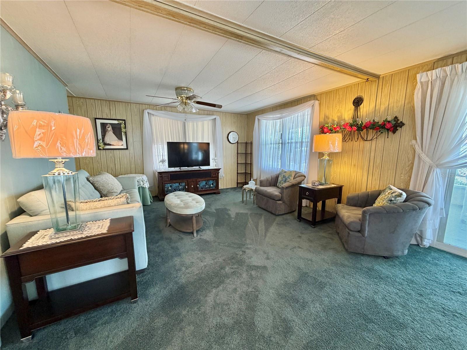 HAWTHORNE AT LEESBURG A COOP - Residential