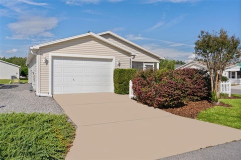 Tiny photo for 17382 SE 93rd Retford Terrace, The Villages, FL 32162 (MLS # W7889762)